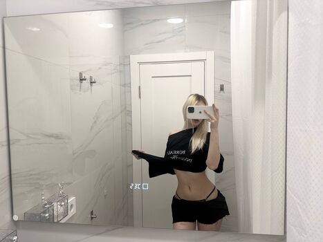 Full leaked Simenkko private onlyfans photo