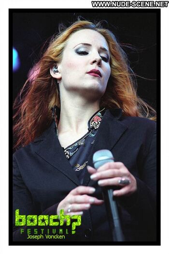 Simone Simons