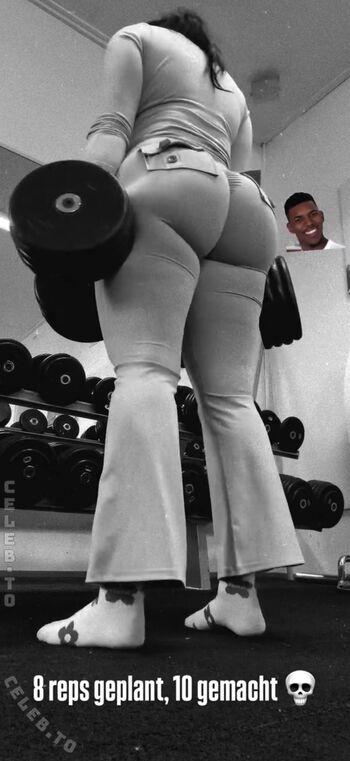 Full leaked Sinarwtz private onlyfans photo