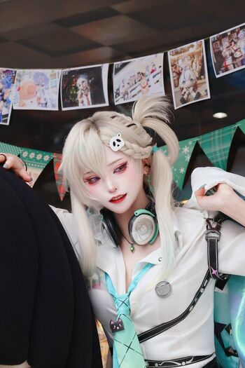 Full leaked Siru page private onlyfans photo