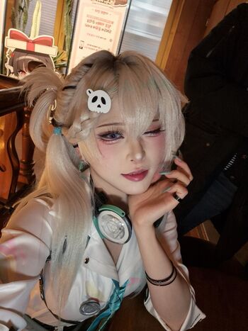 Full leaked Siru page private onlyfans photo