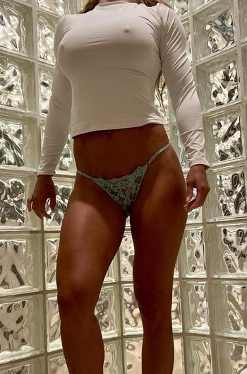 Skinny Homemade Milf