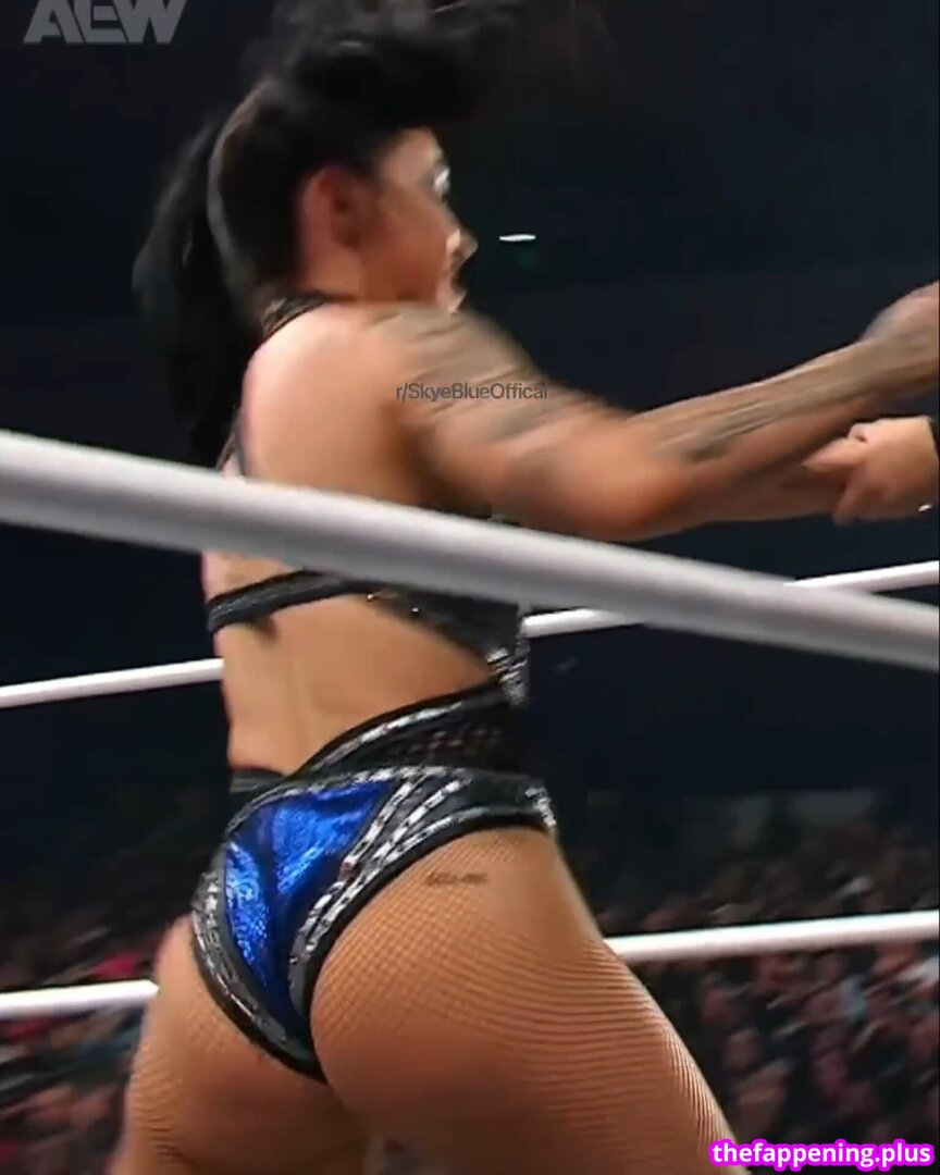 (Skye Dolecki) Skye Blue AEW