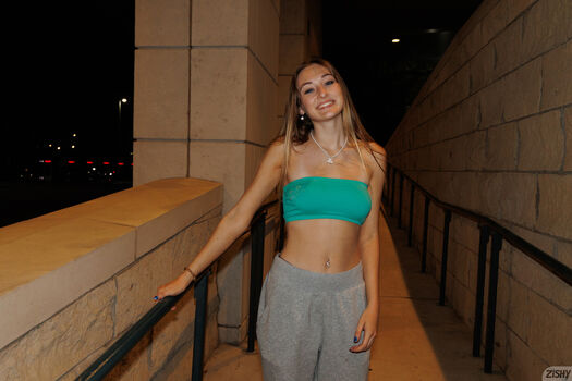 Full leaked Skyla faye page private onlyfans photo