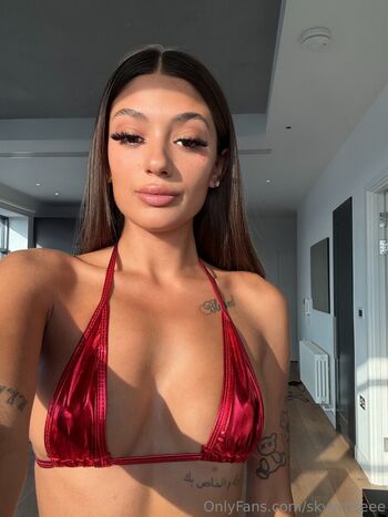 skyyroseee