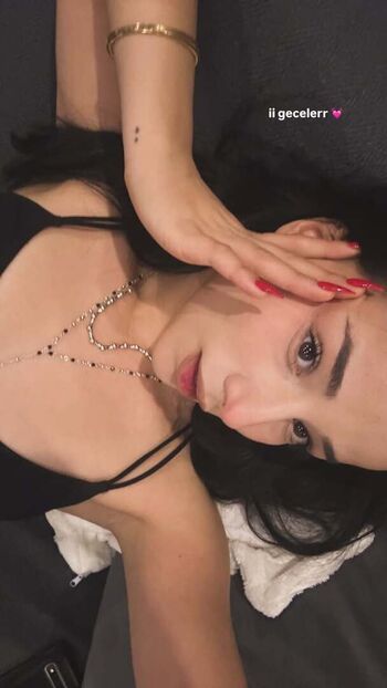 Full leaked Slayingrozze private onlyfans photo