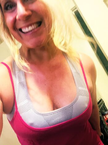 Full leaked Smilingblonde private onlyfans photo
