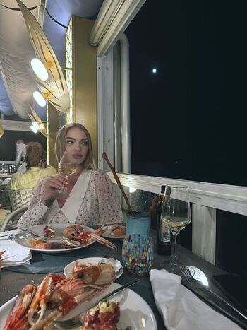 Full leaked Sofiaray private onlyfans photo