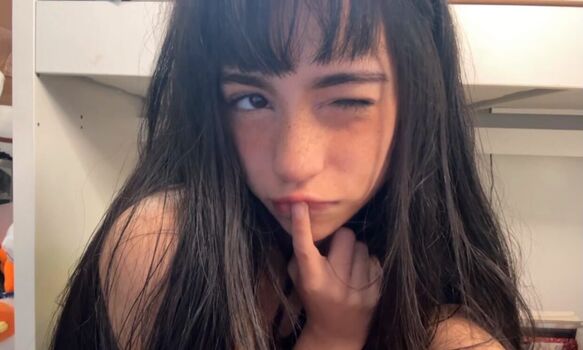 Full leaked Softdoll private onlyfans photo