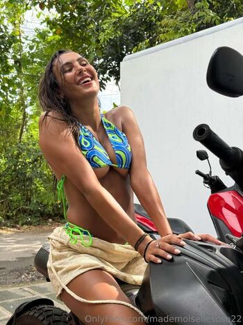 Solène Favreau ????????