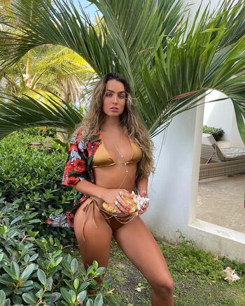 Sommer Ray