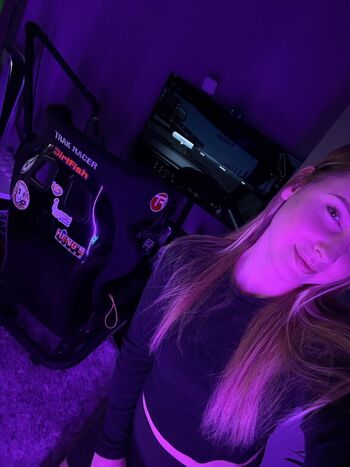 Sonja Reid aka OMGitsfirefoxx