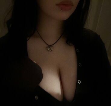 Full leaked Sophbewbs private onlyfans photo