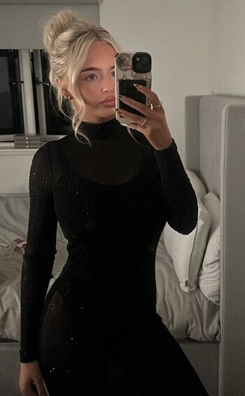 Full leaked Sophie sutherland page private onlyfans photo