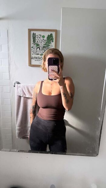 Full leaked Sparkiful private onlyfans photo