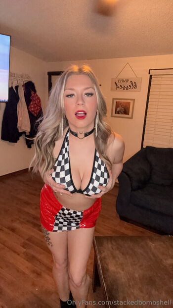 stackedbombshell