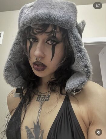 Full leaked Suedmza private onlyfans photo