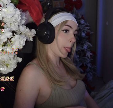 Sylvee / Sylveey / Sylveemhm