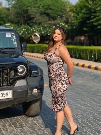 Full leaked Syma verma private onlyfans photo