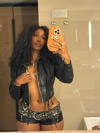 Full leaked Taeereazons/ private onlyfans photo