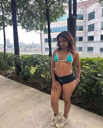 Full leaked T arshini page private onlyfans photo