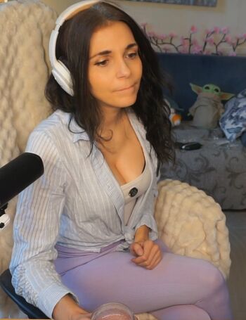 Full leaked Tania derveaux page private onlyfans photo