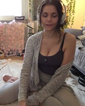 Full leaked Tania derveaux page private onlyfans photo