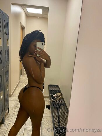 Full leaked Taraaayou private onlyfans photo