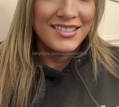 taylorrxxx209