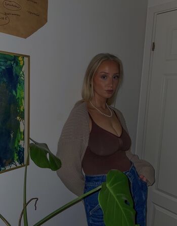 Full leaked Tea hemberg private onlyfans photo