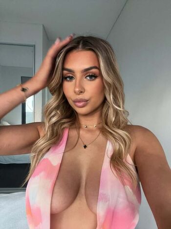 Full leaked Tenielle burgess page private onlyfans photo