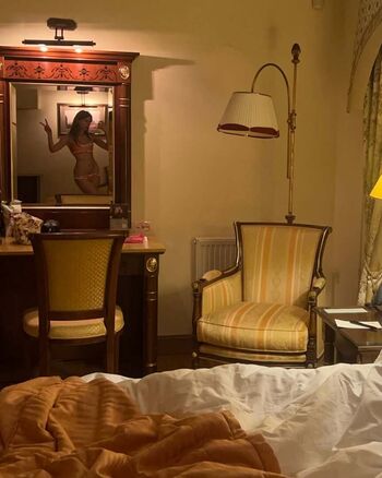 Full leaked Ununneee/ private onlyfans photo