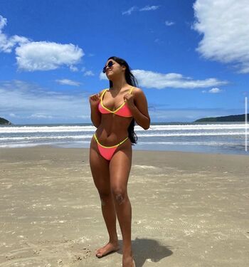 Full leaked Thaisssaalmeida private onlyfans photo