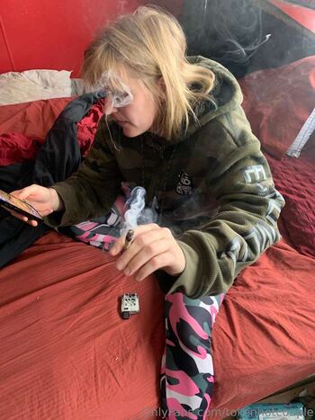 Full leaked Petitemauritian/ private onlyfans photo