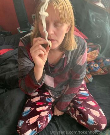 Full leaked Sofia lee/ private onlyfans photo