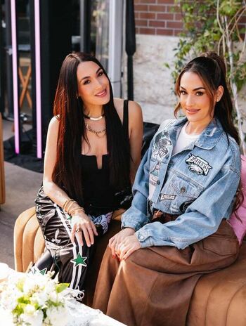 Full leaked The bella twins page private onlyfans photo