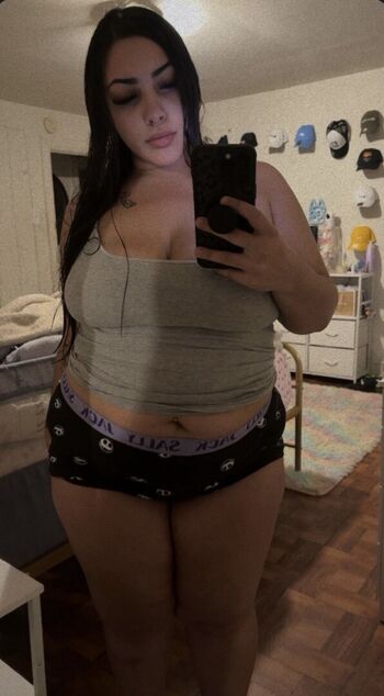 Full leaked Thick baddie private onlyfans photo