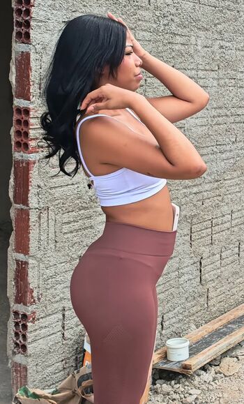 Full leaked Thong slips and vtl page private onlyfans photo