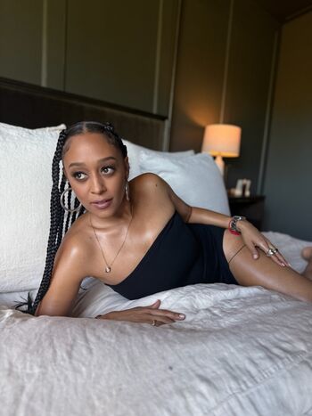Tia Mowry
