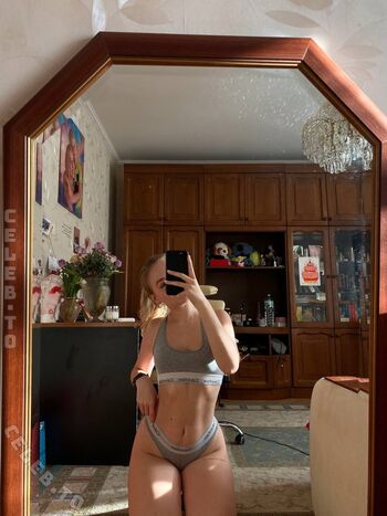 Full leaked Tiny crazy private onlyfans photo