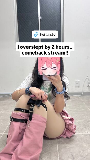 Full leaked Ahegao long tongue drool girls / private onlyfans photo