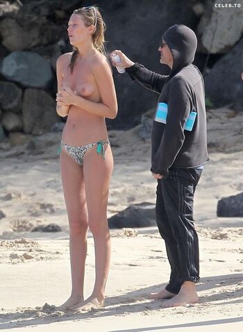 Full leaked Toni garrn page private onlyfans photo