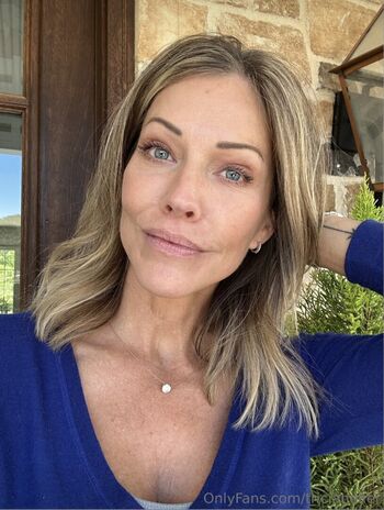 Tricia Helfer