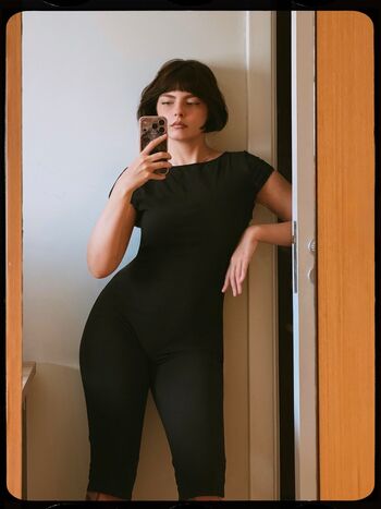 Full leaked Trish stratus/ private onlyfans photo