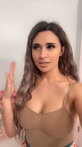 Full leaked Sarahtoosalty/ private onlyfans photo