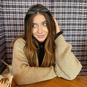 Full leaked Ukrainian girls page private onlyfans photo