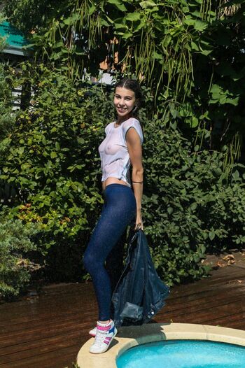 Full leaked Ukrainian girls private onlyfans photo