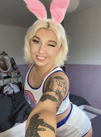 Full leaked Upmyallie private onlyfans photo