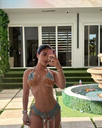 Full leaked Valeryosunavv private onlyfans photo