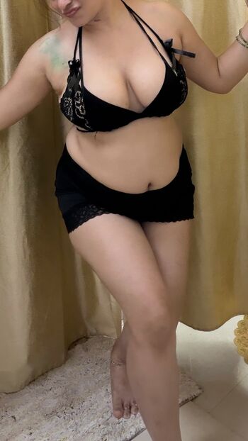 Full leaked Vandana pathak private onlyfans photo